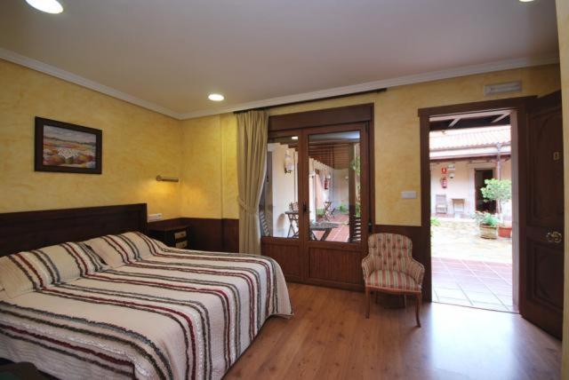 Hotel Arenas De Cabrales- Apartamentos Εξωτερικό φωτογραφία